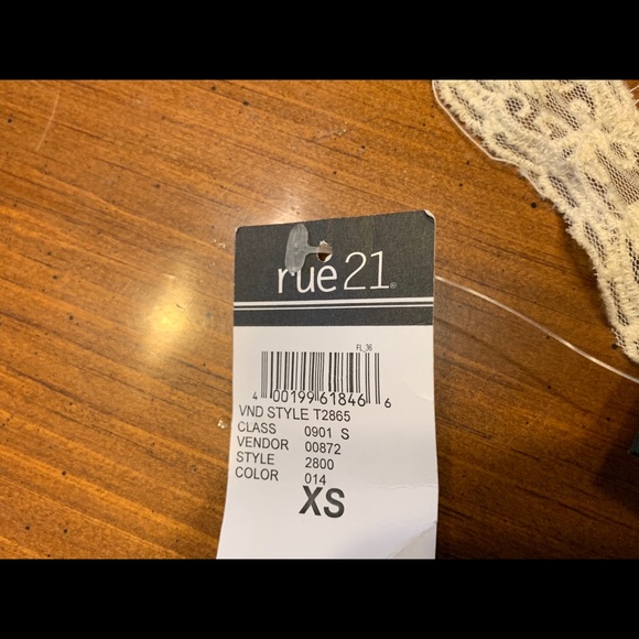 NWT Boho scarf style tank Adorable, Rue21 XS - Picture 6 of 8